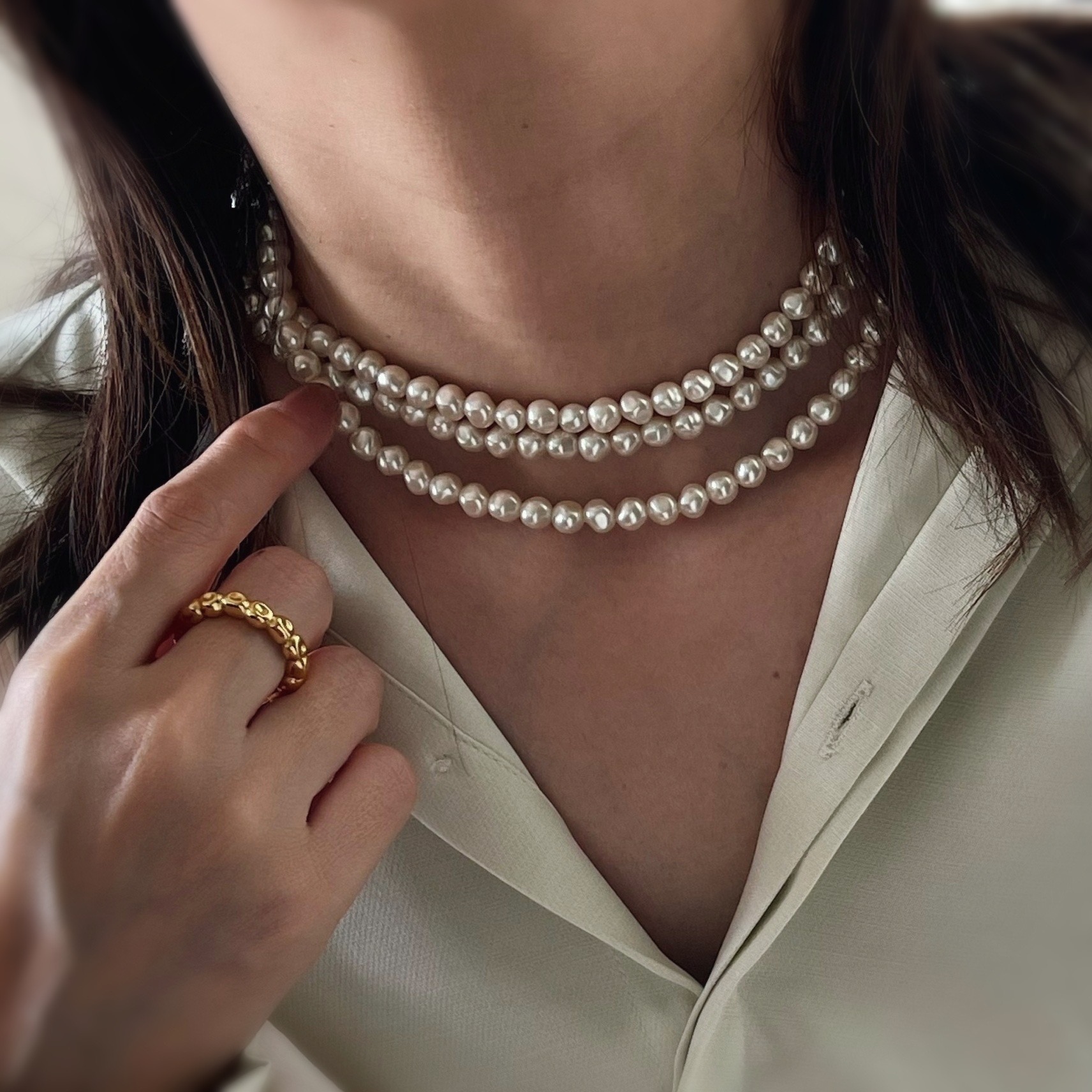 アレンジ自在。オフホワイト ロング バロックパールネックレス  120cm